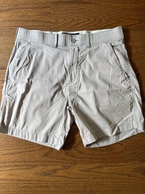 Abercrombie & Fitch Gray Men’s All Day Short.